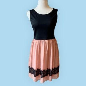 PETITE SLEEVELESS BLACK AND PINK DRESS WITH BACK CUTOUT & LACE ACCENT